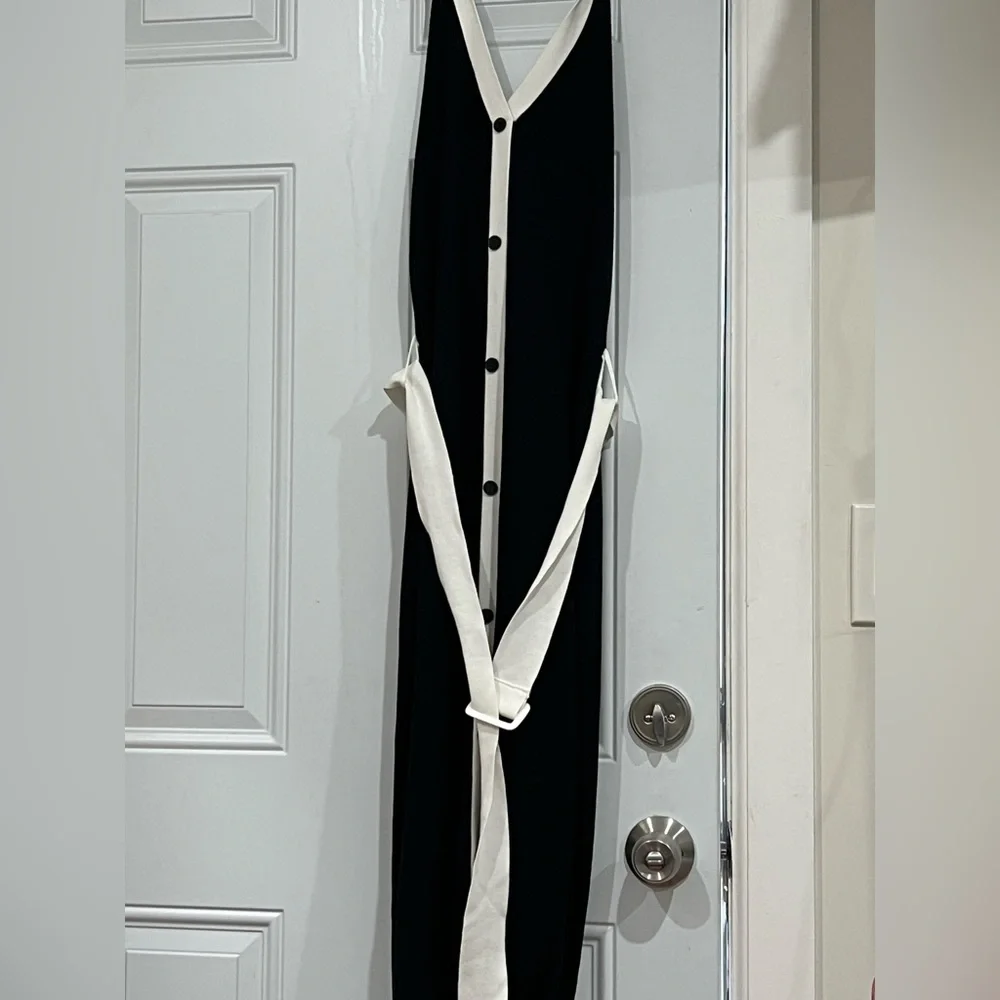 Fashion Nova Charlotte Sweater Black and White Buttoned Dress - Picture 4 of 10